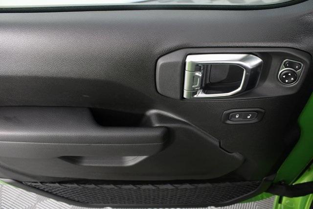 new 2025 Jeep Gladiator car, priced at $40,055