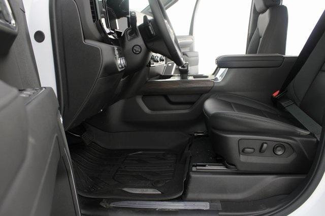 new 2025 GMC Sierra 1500 car, priced at $53,430