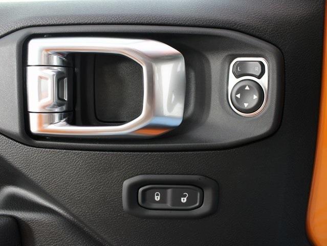 new 2025 Jeep Wrangler car, priced at $44,375
