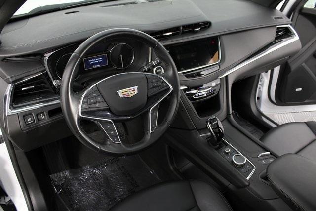 used 2023 Cadillac XT5 car, priced at $41,990