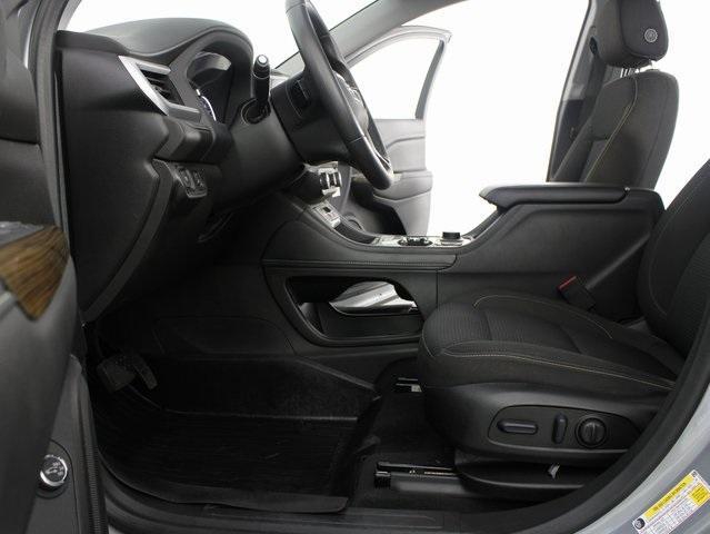 used 2023 GMC Acadia car, priced at $30,996