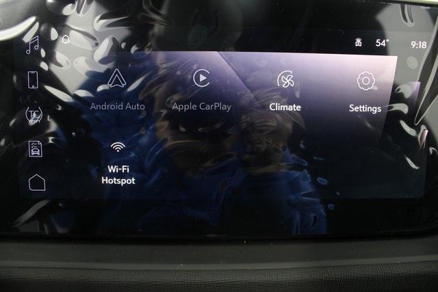 new 2025 Buick Envista car, priced at $23,980