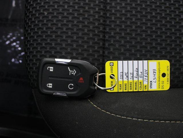 used 2023 GMC Acadia car, priced at $27,996