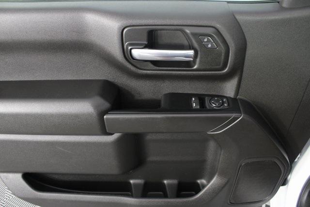 used 2024 Chevrolet Silverado 1500 car, priced at $30,996