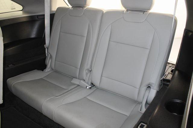 used 2016 Acura MDX car, priced at $15,996