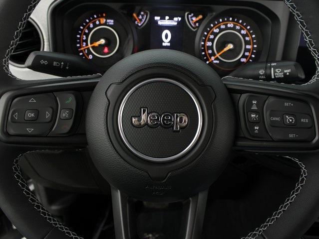 new 2025 Jeep Gladiator car, priced at $39,450