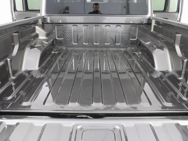 new 2025 Jeep Gladiator car, priced at $39,450