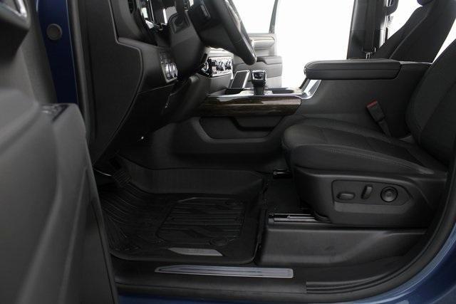 new 2025 GMC Sierra 1500 car, priced at $50,920