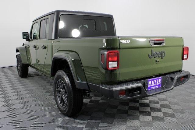 new 2024 Jeep Gladiator car, priced at $42,800