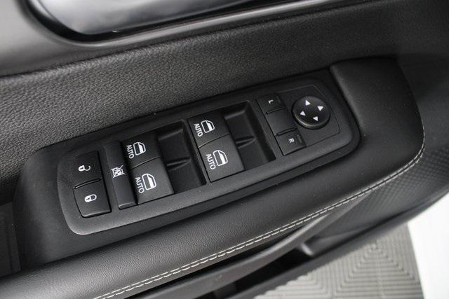 new 2026 Chrysler Pacifica car, priced at $42,760