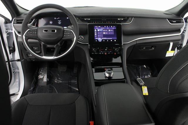 new 2025 Jeep Grand Cherokee L car, priced at $34,820