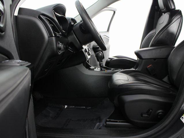 used 2023 Jeep Cherokee car, priced at $20,996