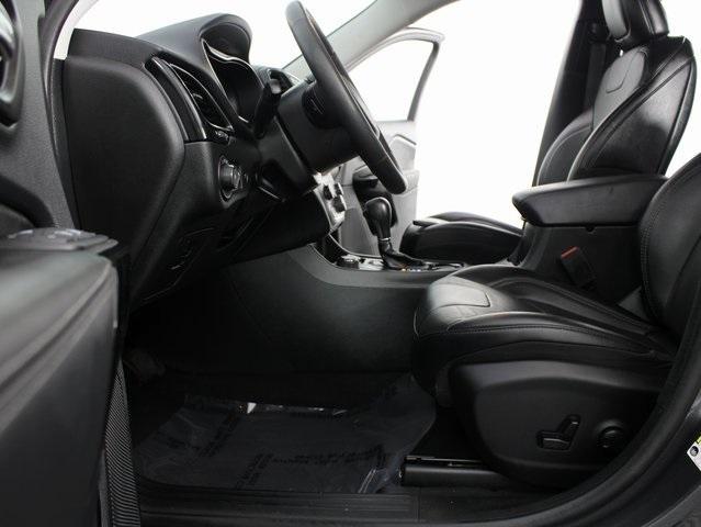 used 2023 Jeep Cherokee car, priced at $22,996