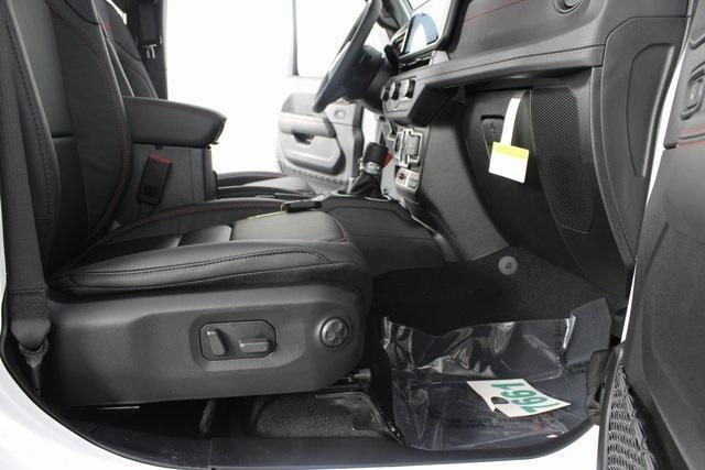 new 2025 Jeep Wrangler car, priced at $58,410