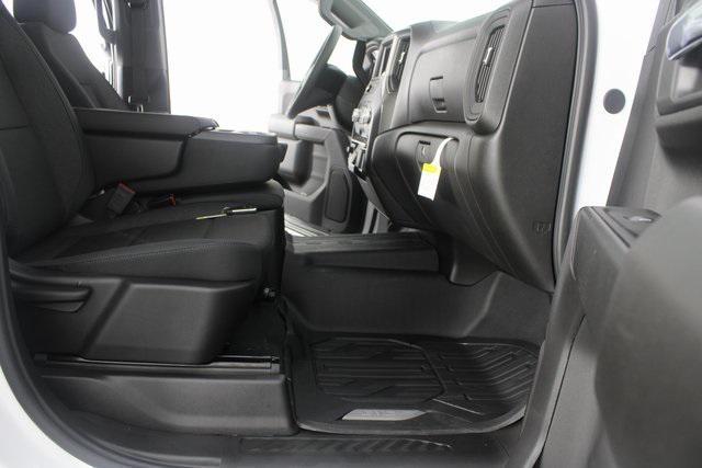 new 2026 GMC Sierra 1500 car, priced at $45,335