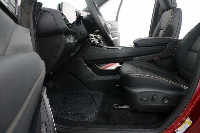 new 2025 Chevrolet Traverse car, priced at $47,290
