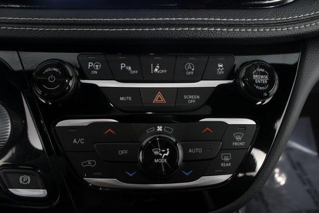 used 2021 Chrysler Pacifica car, priced at $27,996