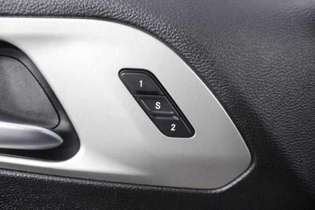 used 2021 Chrysler Pacifica car, priced at $27,996