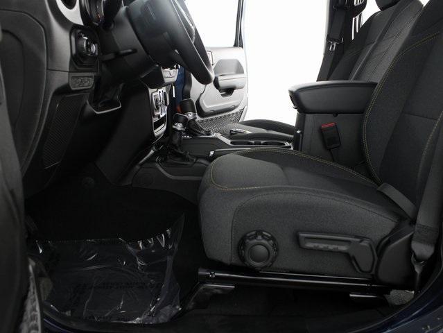 new 2025 Jeep Gladiator car, priced at $39,480