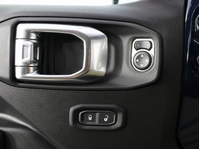 new 2025 Jeep Gladiator car, priced at $39,480