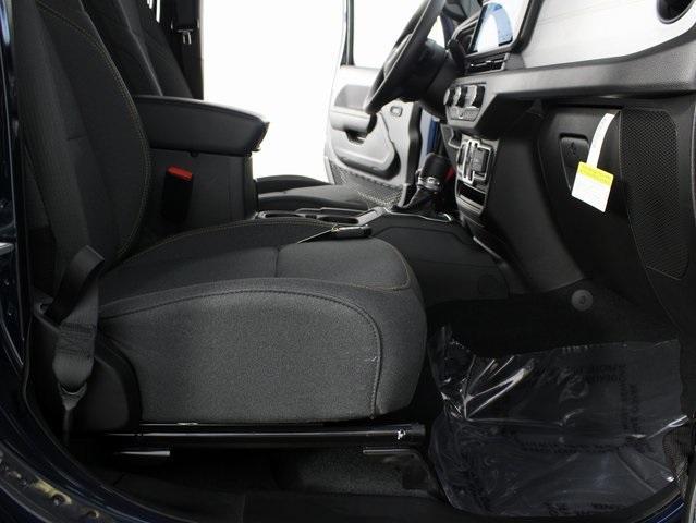 new 2025 Jeep Gladiator car, priced at $39,480