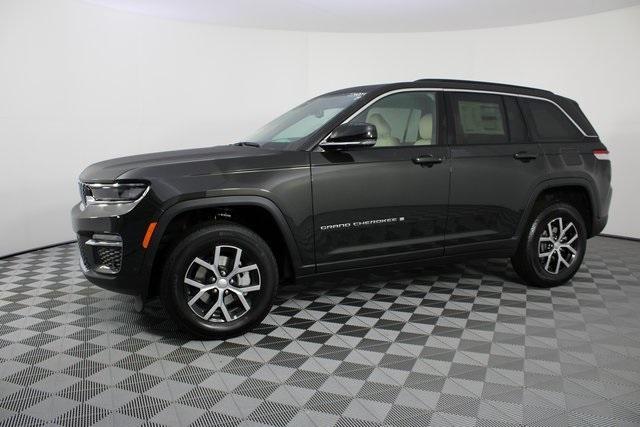 new 2024 Jeep Grand Cherokee car, priced at $41,735