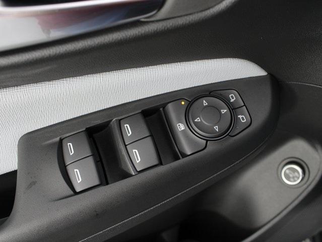 new 2025 Buick Envista car, priced at $26,205