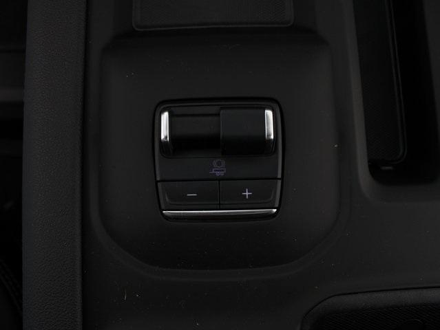 new 2025 GMC Sierra 3500 car, priced at $82,620