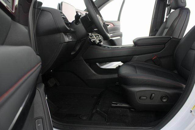 new 2026 Chevrolet Traverse car, priced at $54,533