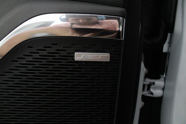 new 2026 Chevrolet Traverse car, priced at $54,533