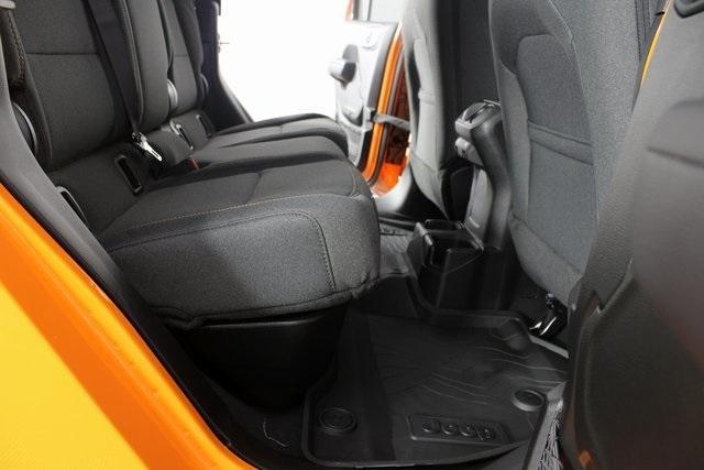 new 2025 Jeep Gladiator car, priced at $41,355