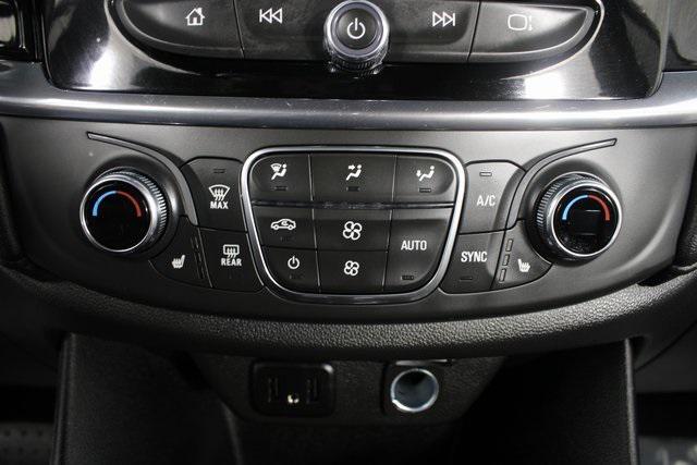 used 2023 Chevrolet Traverse car, priced at $32,996