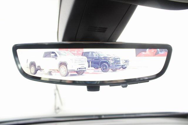 used 2023 Chevrolet Traverse car, priced at $32,996