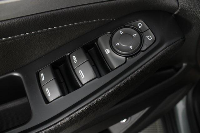 used 2023 Chevrolet Traverse car, priced at $32,996