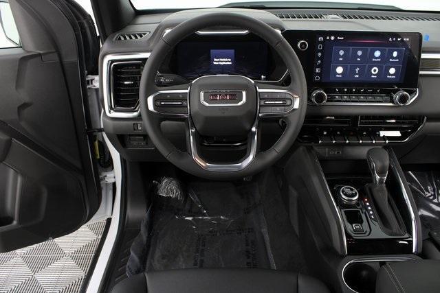 new 2025 GMC Canyon car, priced at $41,600