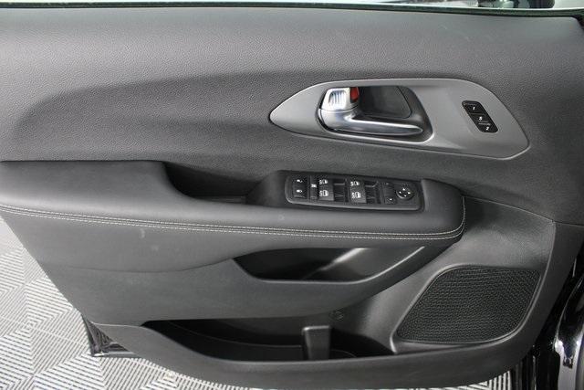 new 2026 Chrysler Pacifica car, priced at $40,960