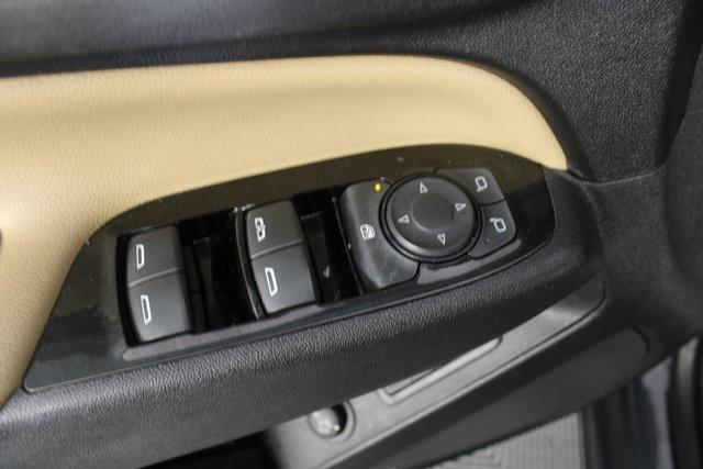 used 2022 Chevrolet Equinox car, priced at $23,996