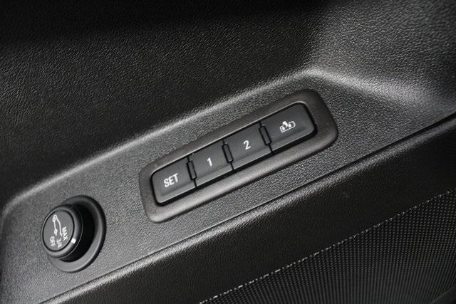 used 2022 Chevrolet Equinox car, priced at $23,996