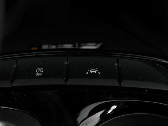 new 2025 Buick Envista car, priced at $27,783