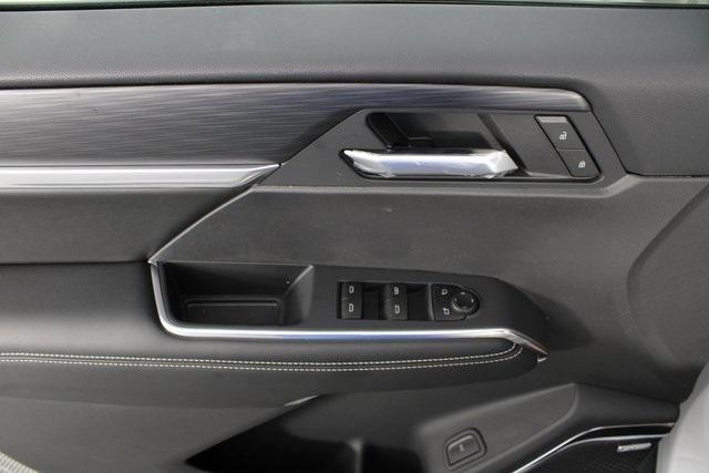 new 2025 GMC Acadia car, priced at $45,775