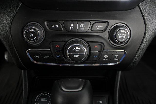 used 2022 Jeep Cherokee car, priced at $23,996