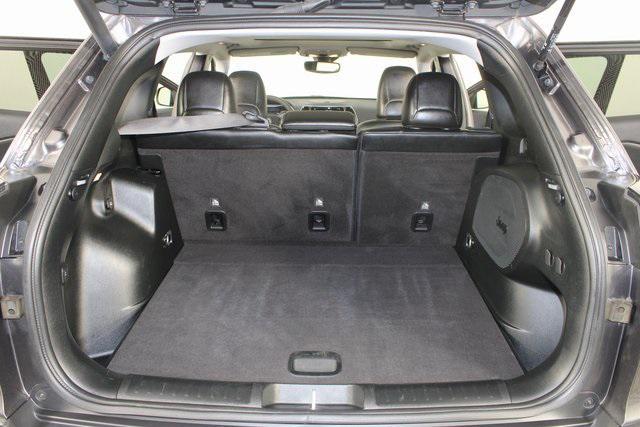 used 2022 Jeep Cherokee car, priced at $23,996