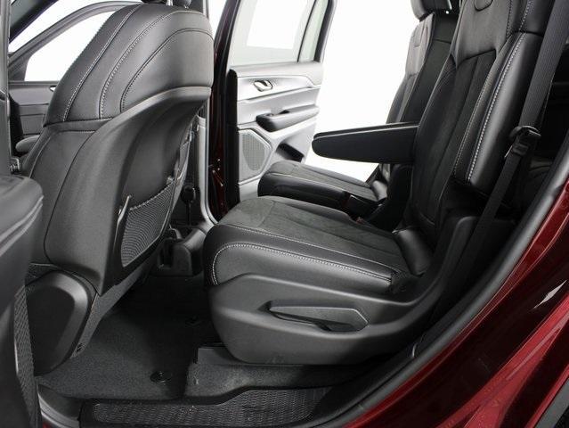 new 2025 Jeep Grand Cherokee L car, priced at $40,730