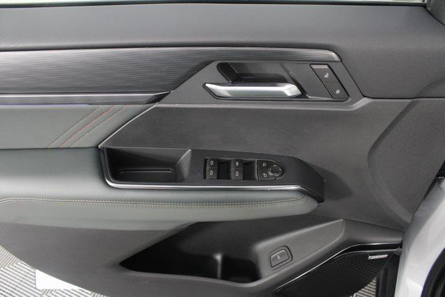 new 2026 GMC Acadia car, priced at $54,651