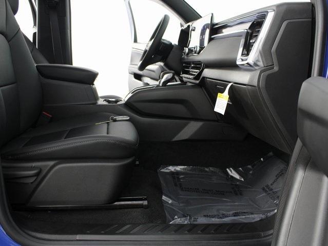 new 2025 GMC Canyon car, priced at $45,746