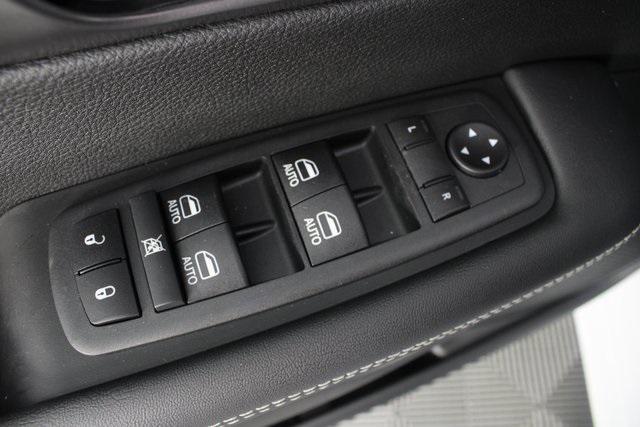 new 2026 Chrysler Pacifica car, priced at $42,860