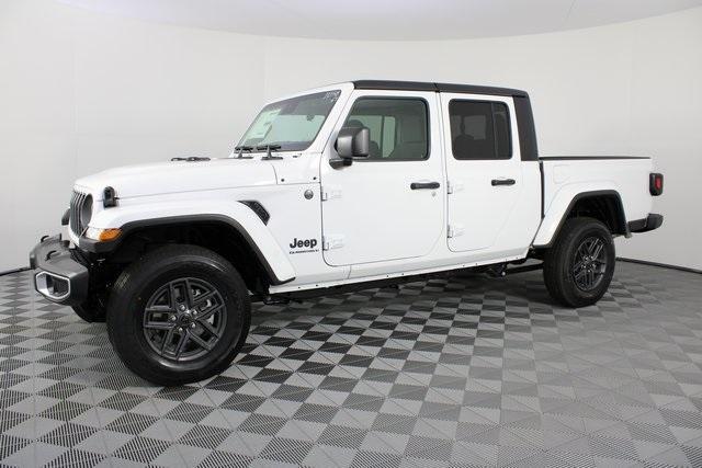 new 2024 Jeep Gladiator car, priced at $39,205