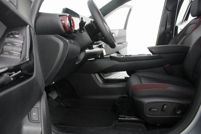 new 2026 Chevrolet Equinox car, priced at $33,105