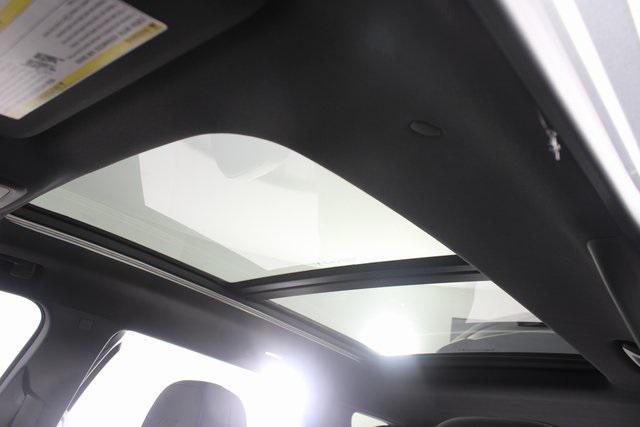 new 2026 Chevrolet Equinox car, priced at $33,105