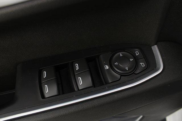 used 2022 Chevrolet Silverado 1500 car, priced at $35,996